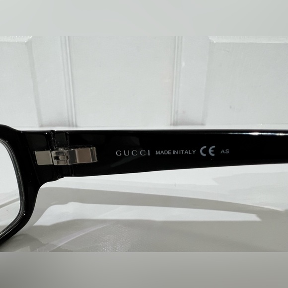 Gucci Eyeglass Frame with GG gold/silver tone interlocking design - Picture 12 of 16